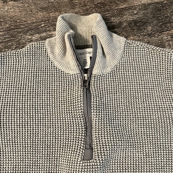 Calvin Klein men pullover sweater grey size M gently used cotton - Picture 3 of 4